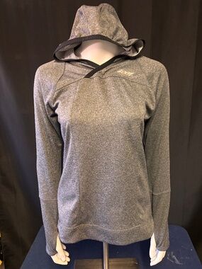 Nice womens medium Zoot hoodie